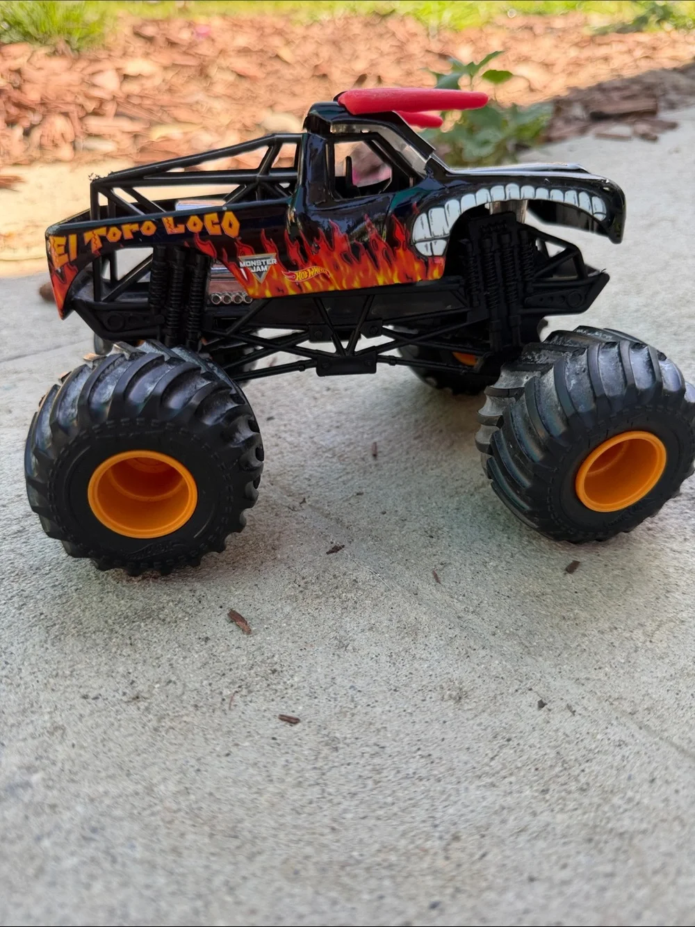 Monster Jam bold el